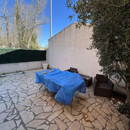Pavillon T3 Avec Piscine, Terrasse Et Jardin A - 6 Pers, 900m De La - Fr-1-701-75 Valras-Plage